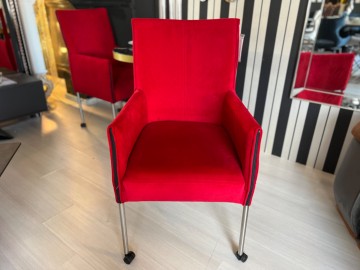 0290cf97 2bfb 43f8 b6a6 2646e92f42f9