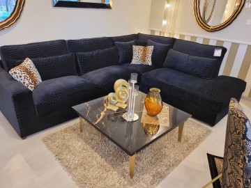 7a1541f6 b4a3 4852 9243 c8f024af018a