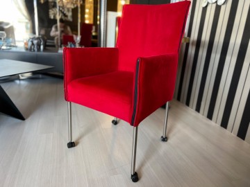 90e1435a 8d10 4c18 b68e 52d982b9aeeb