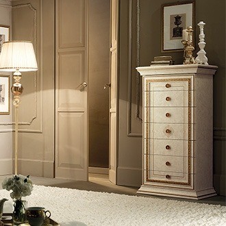 Model LEONARDO, Goudtinten Interieur Ideeën voor Luxe Slaapkamer