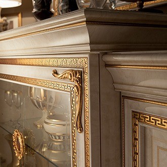 Model LEONARDO, de Art Deco Interieur Selectie van Interieuradvieseurs voor Vintage Interieur