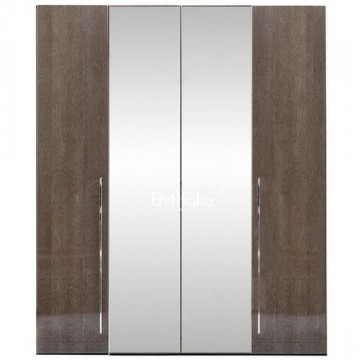 Kledingkast met 4 deurs