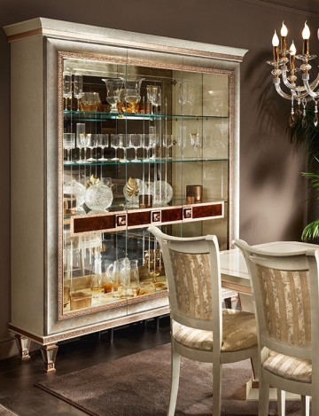 Model DOLCE, de Art Deco Interieur Selectie van Interieuradvieseurs voor Vintage Interieur