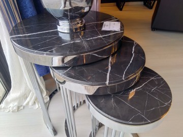 Uit Van De Showroom*