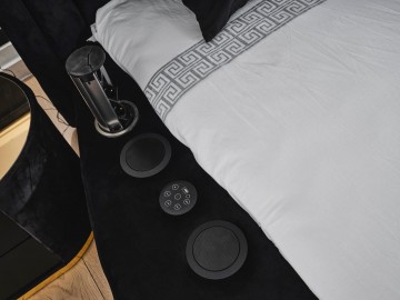 Model VARDA, Ronde Fluweel Bed