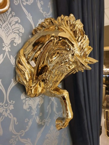 Photo 2023 04 16 16 52 41 3