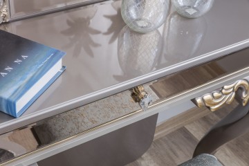 Model SAFIR, Klassieke Slaapkamer Meubilair voor Luxeuze Uitstraling