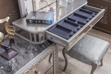 Model SAFIR, Klassieke Slaapkamer Meubilair voor Luxeuze Uitstraling