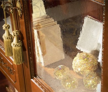 Model TORIANI, de Italiaanse Noten Interieur Selectie van Interieuradvieseurs voor Vintage Interieur