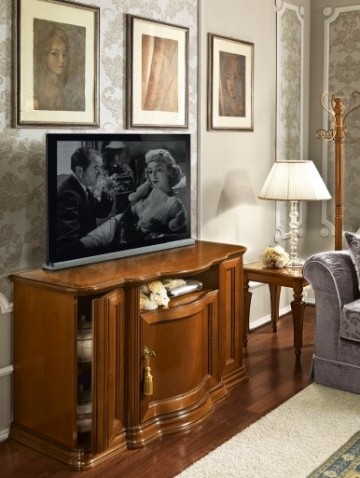 Model TORIANI, de Italiaanse Noten Interieur Selectie van Interieuradvieseurs voor Vintage Interieur