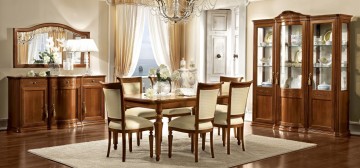 Model TORIANI, de Italiaanse Noten Interieur Selectie van Interieuradvieseurs voor Vintage Interieur