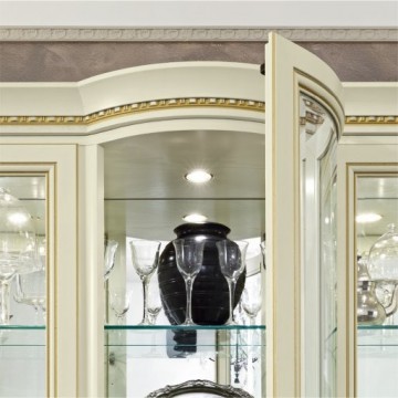 Model TREVISO, de Noten Interieur Selectie van Interieuradvieseurs voor Vintage Interieur