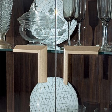 VOLARE, Luxe Design en Moderne Noten Woonkamer Set met Goudtinten 